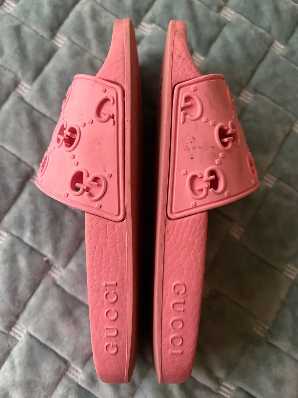 Gucci Coral Pink GG Embossed Slide Kid Sandals EU 26 9/9.5 US